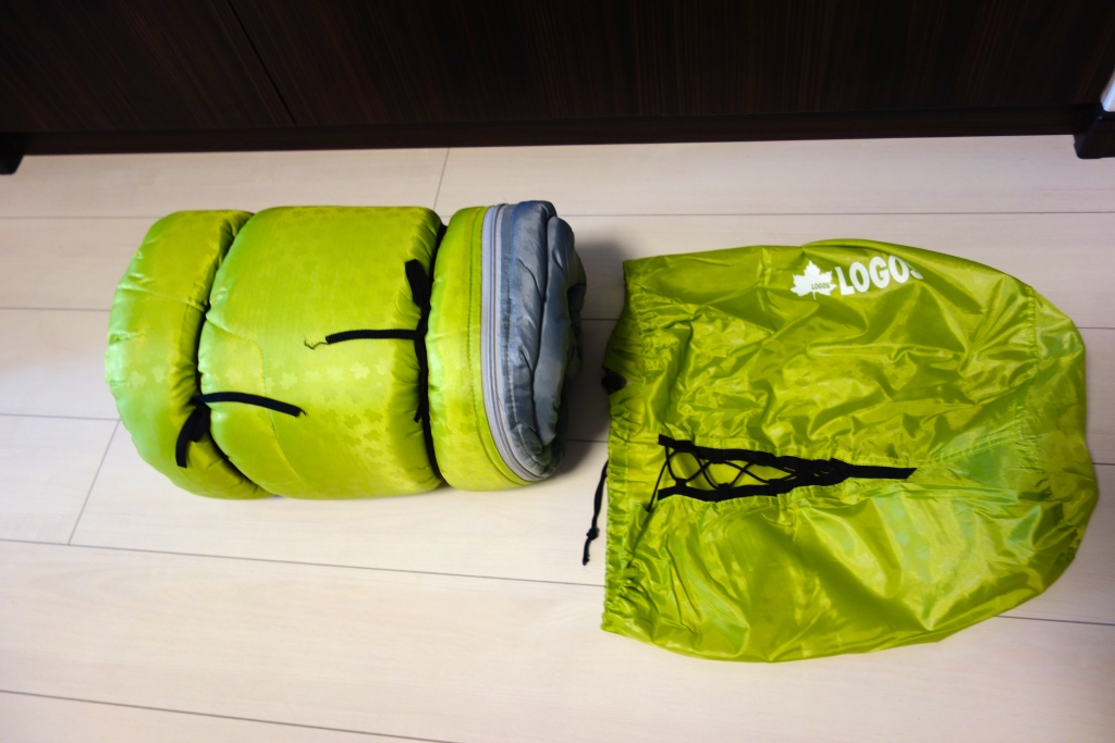 急な来客や寒い夜などにあると便利な洗える寝袋！『LOGOS：丸洗い寝袋フィールダー・2』